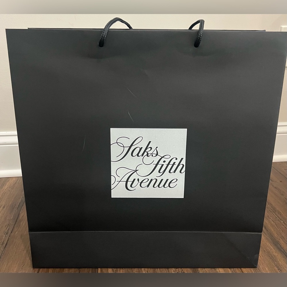 SAKS Fifth Avenue Authentic Large Paper Gift/Shopping EMPTY Bag Black